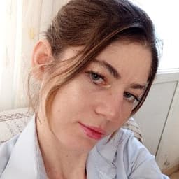 Ece S. profil fotoğrafı