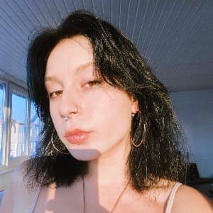 Ecem A. profil fotoğrafı
