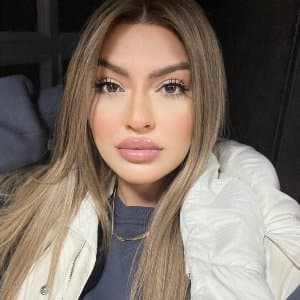 Ecem S. profil fotoğrafı