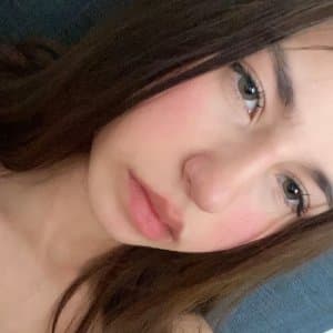 Ecem E. profil fotoğrafı