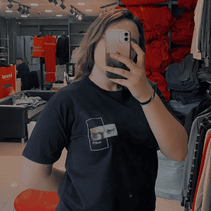 Ecem Ö. profil fotoğrafı