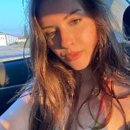 Ecrin K. profil fotoğrafı