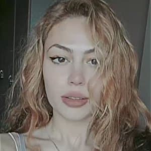 Eda Y. profil fotoğrafı