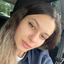 Edanur E. profil fotoğrafı