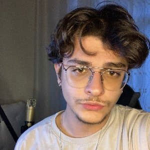 Efe A. profil fotoğrafı