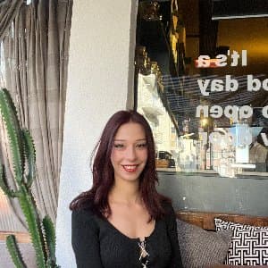 Elanur Ç. profil fotoğrafı