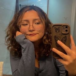 Elif Ç. profil fotoğrafı