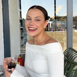 Elif Ö. profil fotoğrafı