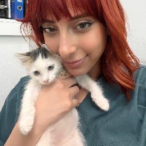 Elif E. profil fotoğrafı