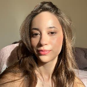 Elifnur S. profil fotoğrafı