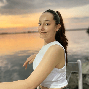 Elyon F. profil fotoğrafı