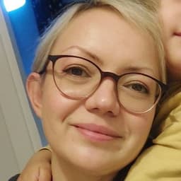 Emine A. profil fotoğrafı