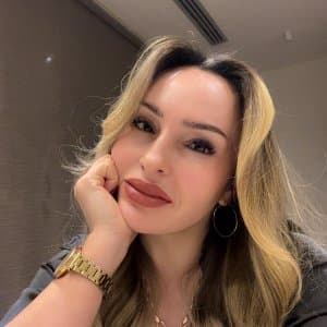 Emine A. profil fotoğrafı