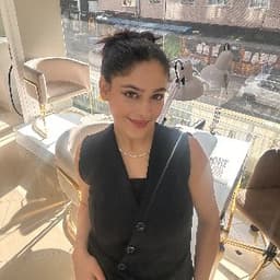 Emine Y. profil fotoğrafı