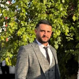Emir B. profil fotoğrafı