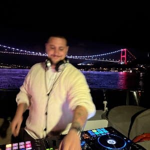 Emirhan A. profil fotoğrafı