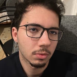 Emirhan D. profil fotoğrafı