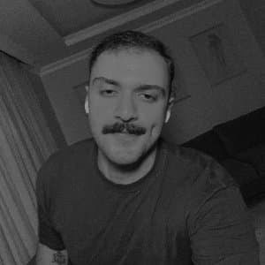 Emirhan E. profil fotoğrafı