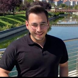 Emirhan Ö. profil fotoğrafı