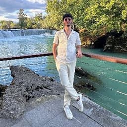 Enes A. profil fotoğrafı