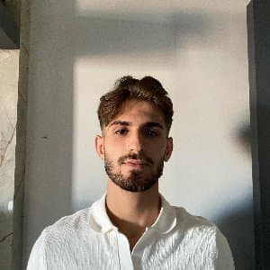Enes E. profil fotoğrafı
