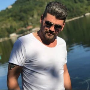 Erdinç E. profil fotoğrafı