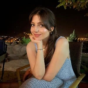 Esengül İ. profil fotoğrafı
