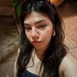 Esmanur A. profil fotoğrafı