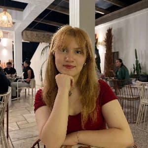 Esmanur H. profil fotoğrafı