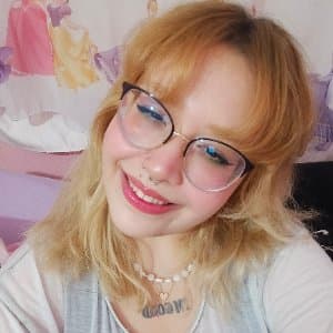 Esra A. profil fotoğrafı