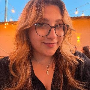 Esra K. profil fotoğrafı