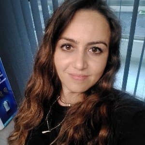 Esra Ö. profil fotoğrafı