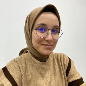 Esranur H. profil fotoğrafı