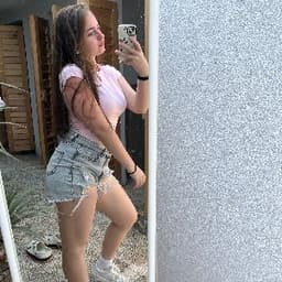 Eylül M. profil fotoğrafı