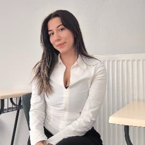 Hayat Ç. profil fotoğrafı