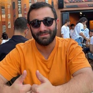 Hüseyin E. profil fotoğrafı