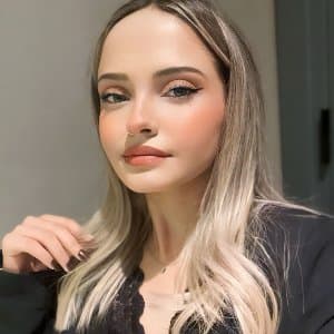 İkra M. profil fotoğrafı