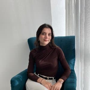 İlay Y. profil fotoğrafı