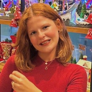 İlayda B. profil fotoğrafı