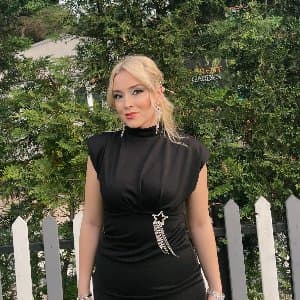 İlayda B. profil fotoğrafı
