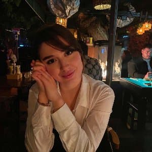 İlayda K. profil fotoğrafı