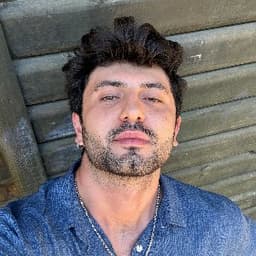 İlbey E. profil fotoğrafı