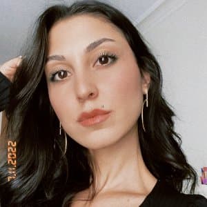 İrem A. profil fotoğrafı