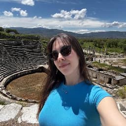 İrem Ü. profil fotoğrafı