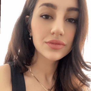 İrem İ. profil fotoğrafı