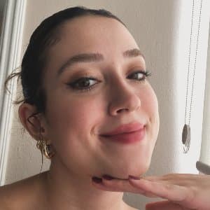 İrem Y. profil fotoğrafı