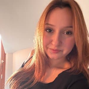 İrem Y. profil fotoğrafı