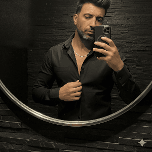 İsa S. profil fotoğrafı