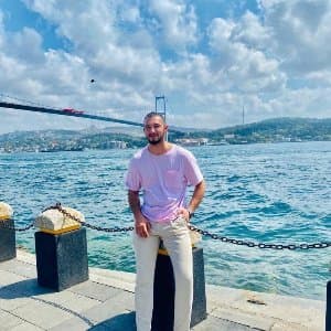 İsmail Y. profil fotoğrafı
