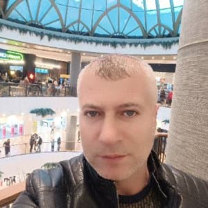 İsmet C. profil fotoğrafı